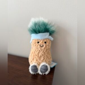 Jellycat Amuseables Peanut 'Après Ski'